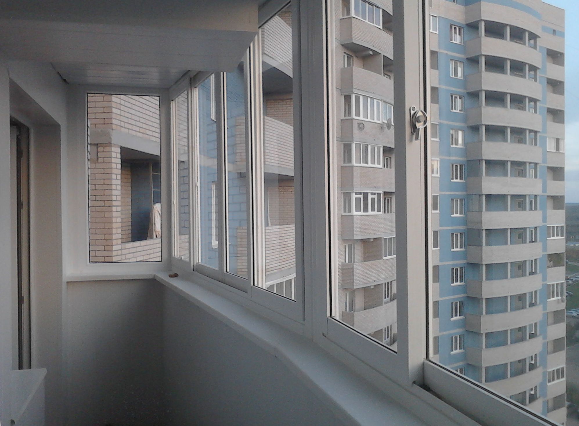 balconyslidors